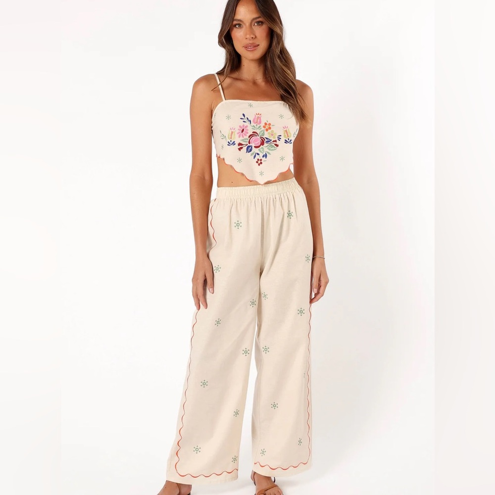 NWT Petal & Pup Elizabeth Pant Set
